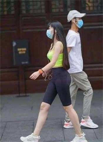 李yoyo擦边球是什么梗
