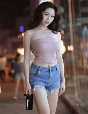 明星足球宝贝
