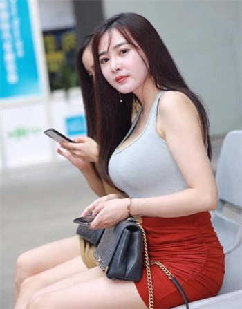 疫情妈妈和儿子小说