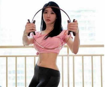 妈妈弹跳瑜伽球
