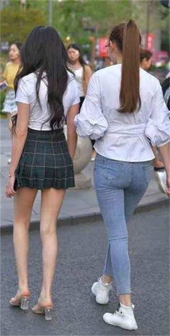 美女直播大全没衣服