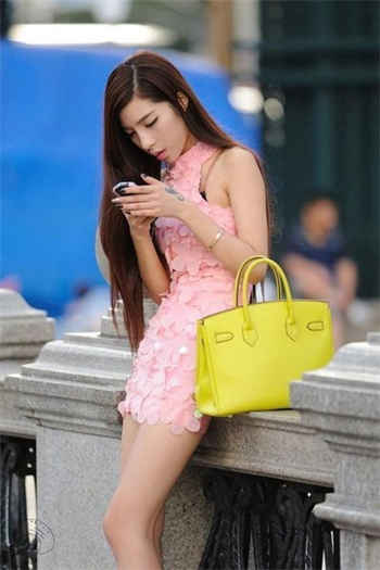 婆婆的手进过我的笔gl