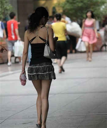 中文202无线码夫妻挑战