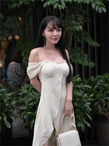 只为你回眸一眼by三分甜