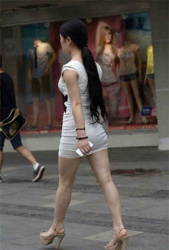 头号甜宠 腹黑军少隐婚妻