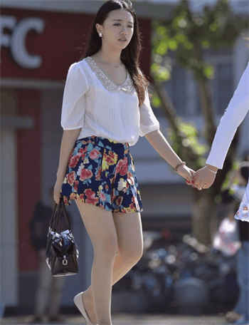 类似圣女直播一样的app