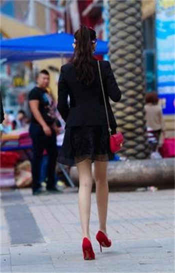 果冻传媒卢姗姗在线观看