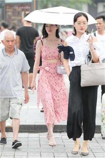 冯若绮几几年