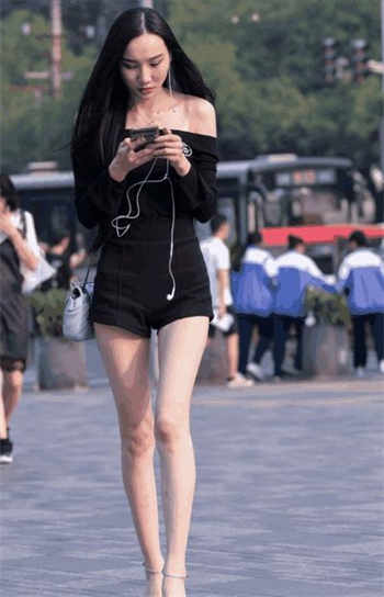孤独的人玩的游戏
