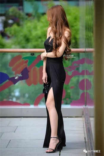 twitter女神苏妄言