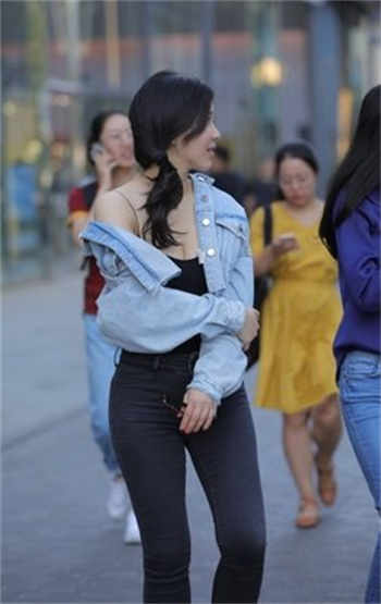 黑桃q俱乐部