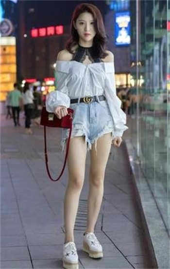 杨宗保吃了众娘的小说
