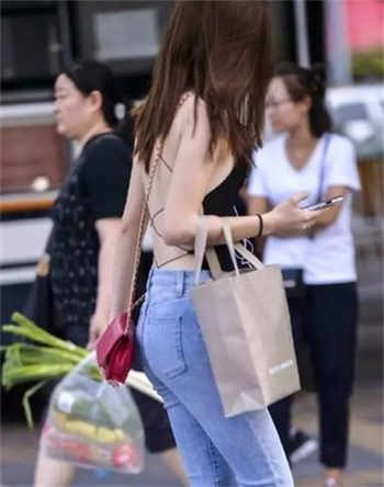 julia手机在线播放网站