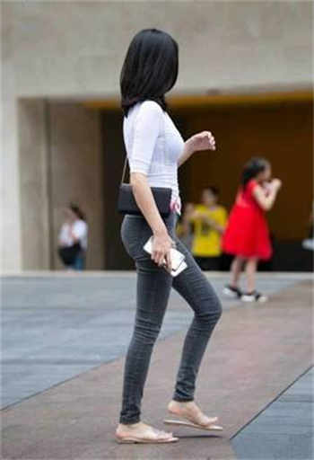 十部小孩开大车筷子搅大