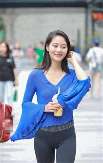 套路女王直播